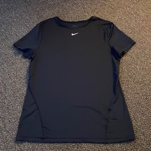 Nike tshirt